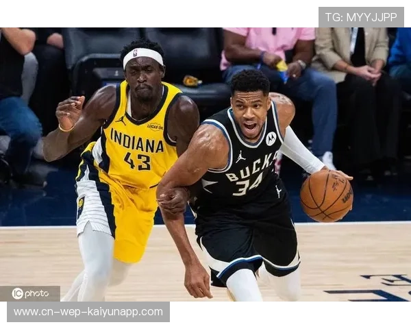 字母哥压哨进球,雄鹿球馆震动